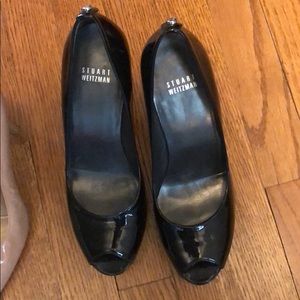 Barely Worn Stuart Weitzman Black Pumps